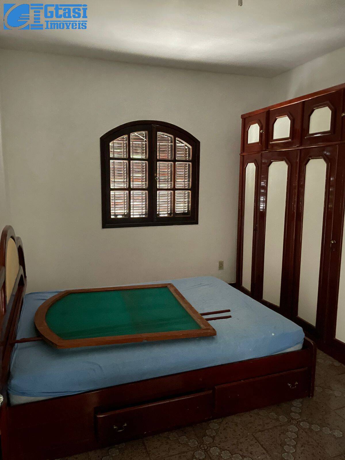 Casa para alugar com 3 quartos, 389m² - Foto 11