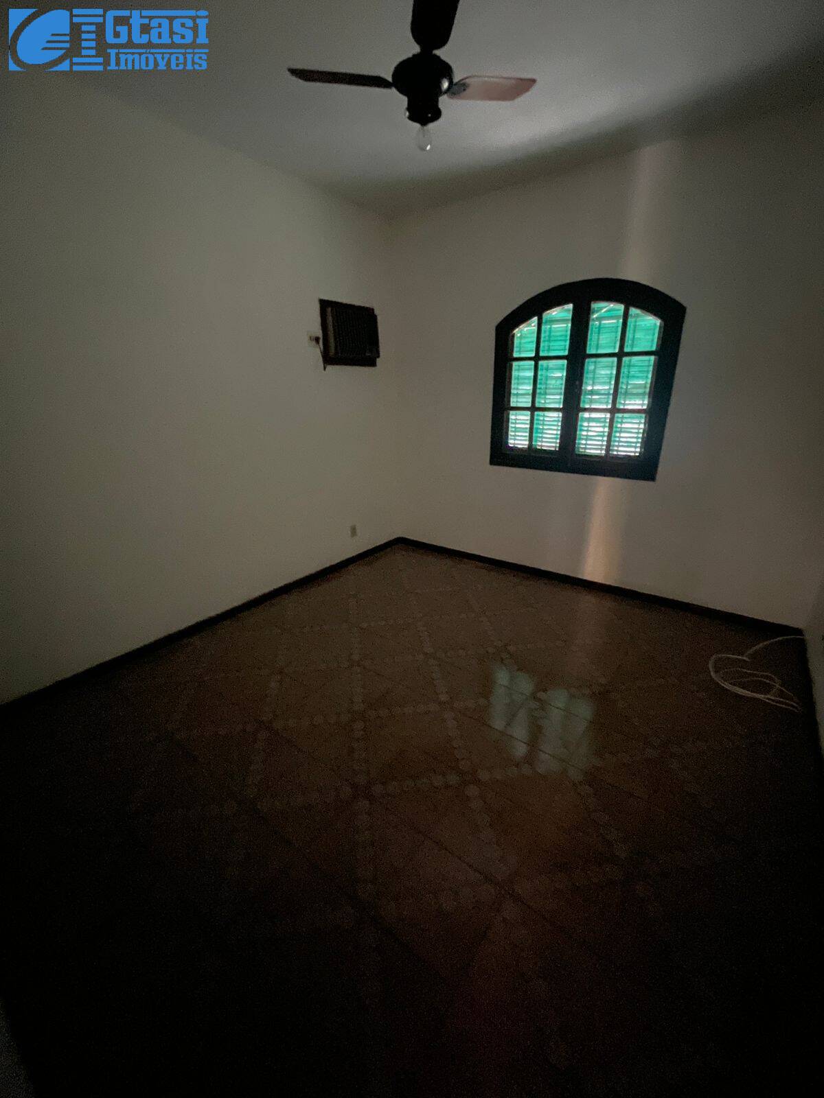 Casa para alugar com 3 quartos, 389m² - Foto 20
