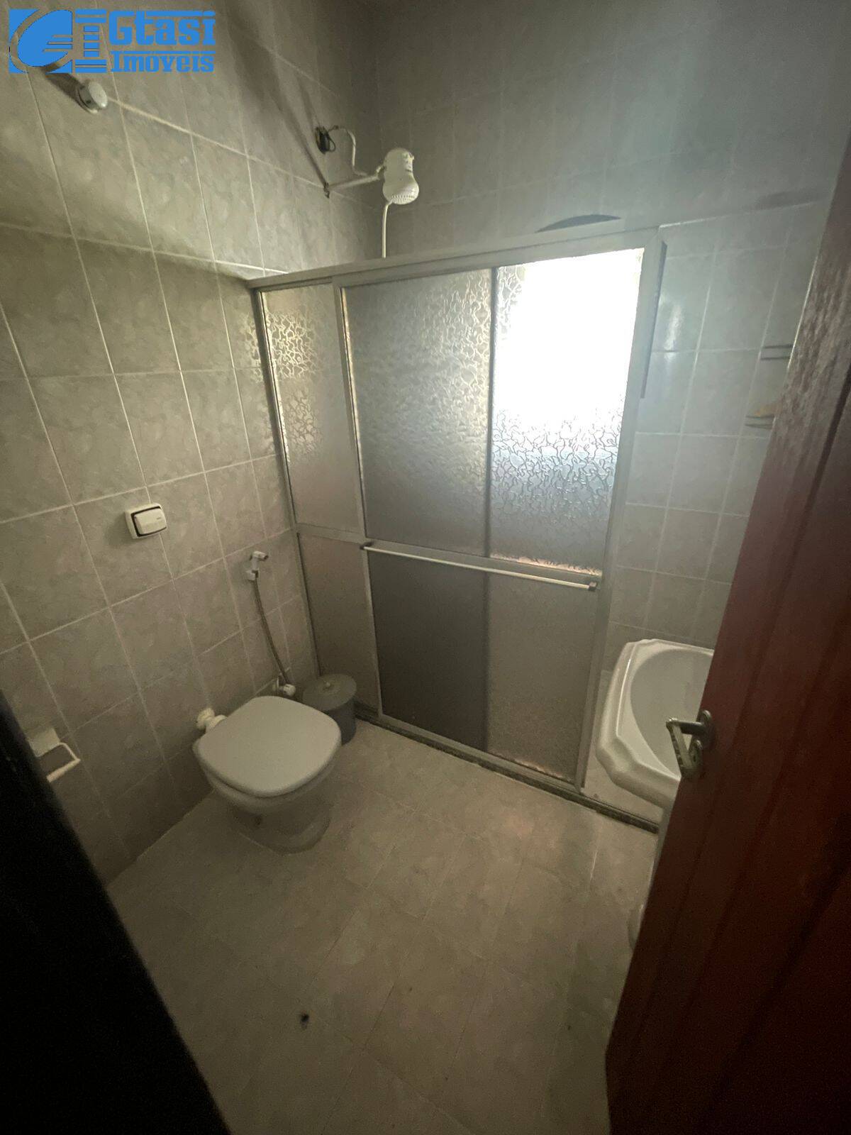 Casa para alugar com 3 quartos, 389m² - Foto 23